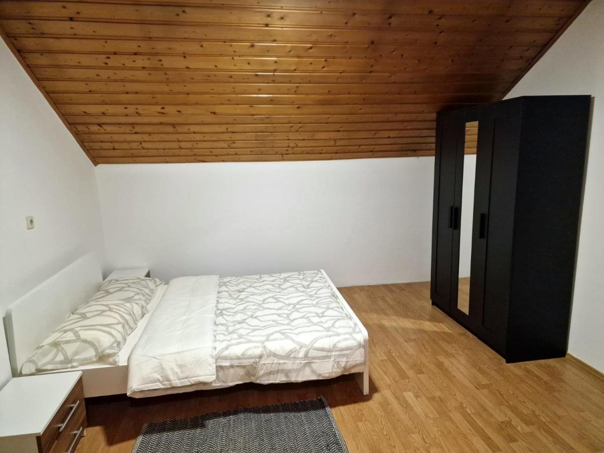 Kiki Privatne Sobe, Zagreb Airport Apartamento Velika Gorica Exterior foto